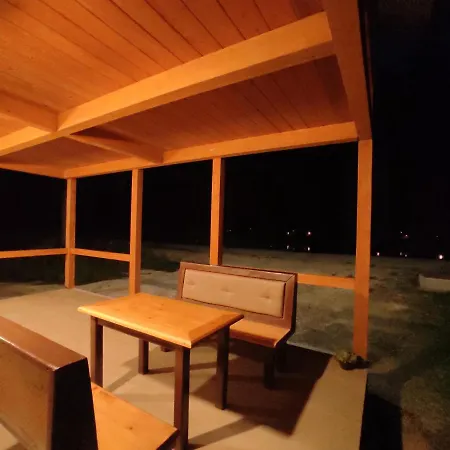 - H Prázdninový dům