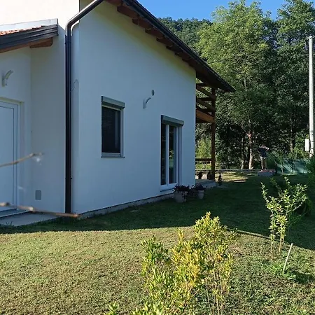 - H Bosanska Krupa